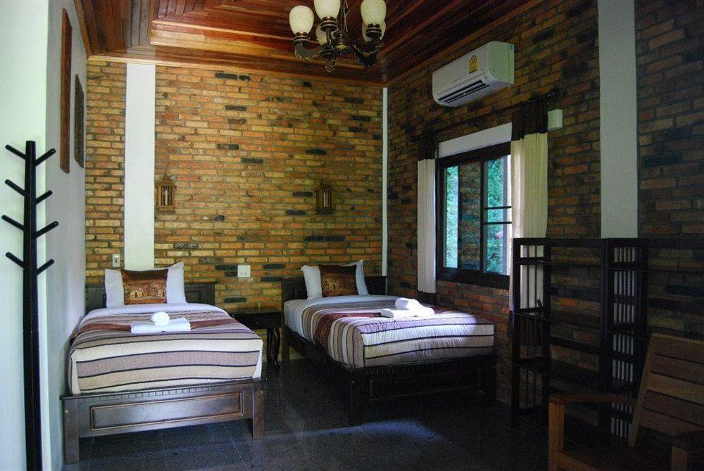 Khao Sok Riverside Cottage Khao Sok National Park Exterior photo