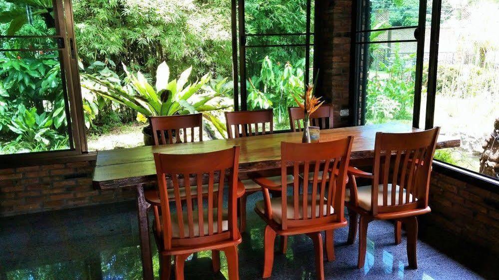 Khao Sok Riverside Cottage Khao Sok National Park Exterior photo
