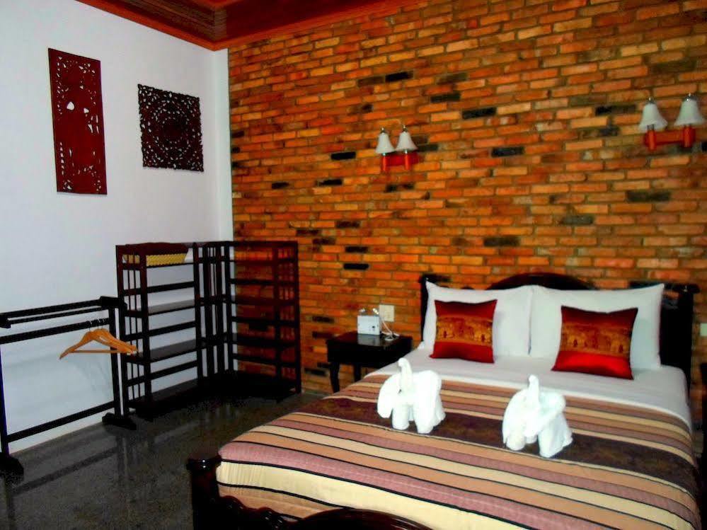 Khao Sok Riverside Cottage Khao Sok National Park Exterior photo